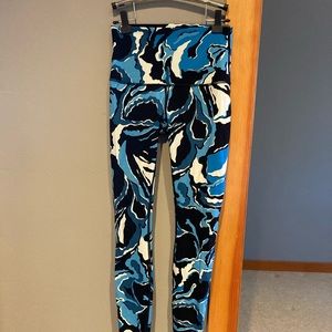 Lululemon size 6 full length leggings marbled